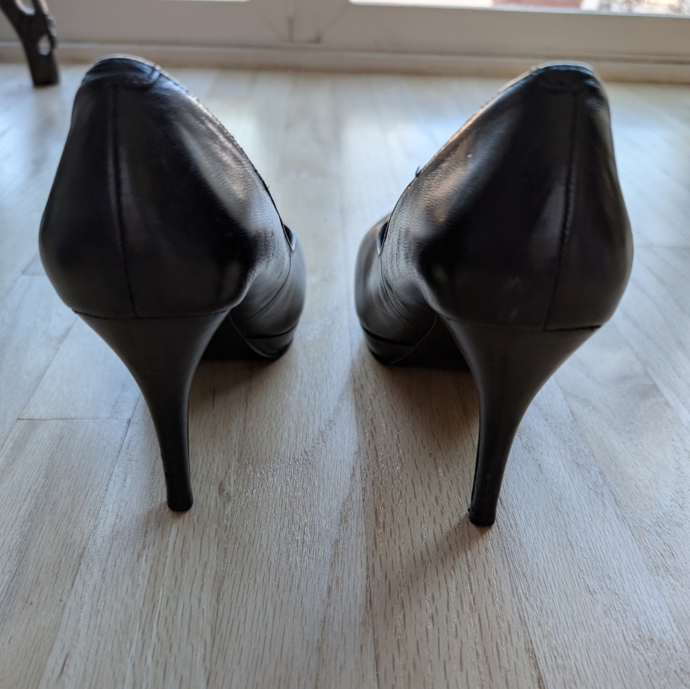Nine West Classic Platform Stilleto Black Leather Heels (Size 8) - Picture 5 of 16